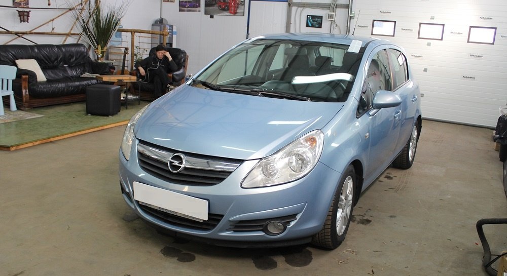 Автомобильные стекла для Opel Corsa - выбор и замена