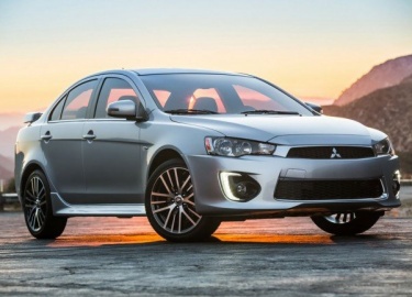 По регламенту Mitsubishi, замена топливного фильтра должна производится на Mitsubishi Lancer X каждые 120 000 км пробега. Однако в современных росс...