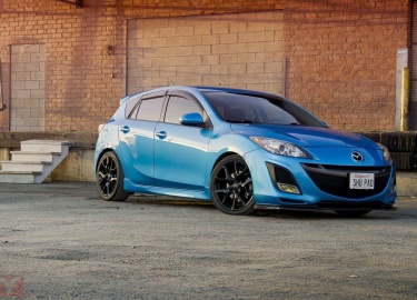 В этой статье расскажем вам как произвести замену салонного фильтра на Mazda 3 BL с 2009 по 2013 г.в. Завода изготовитель регламентируют производит...