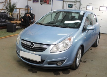 Автостекла на Опель Корса - выбор и замена. Особенности покупки и замены.
