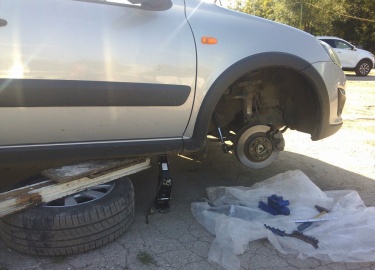 Замена передних опор стоек Лада Гранта, как поменять без снятия стоек, артикулы, цены, какие опорные лучше, фото отчет, выбор по параметрам