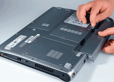 Замена батареи в ноутбуке своими руками. Быстрое и дешевое решение.