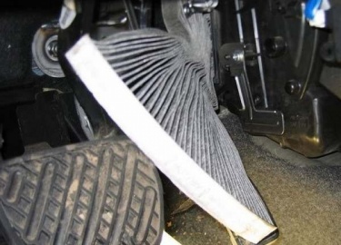 Замена салонного фильтра на Ниссан Кашкая — это обязательная процедура, которую рекомендуют проводить регулярно. Инструкция по самостоятельной замене.